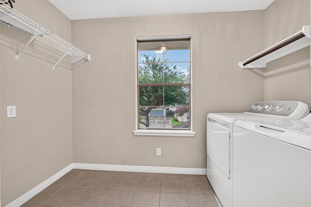 4307 Lake Walk Court, Missouri City, TX 77459