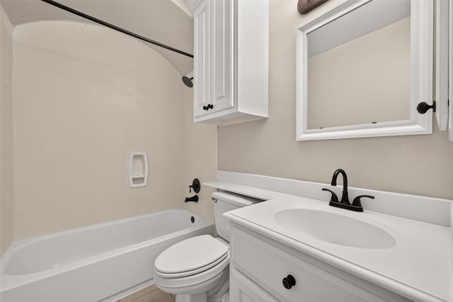 4307 Lake Walk Court, Missouri City, TX 77459
