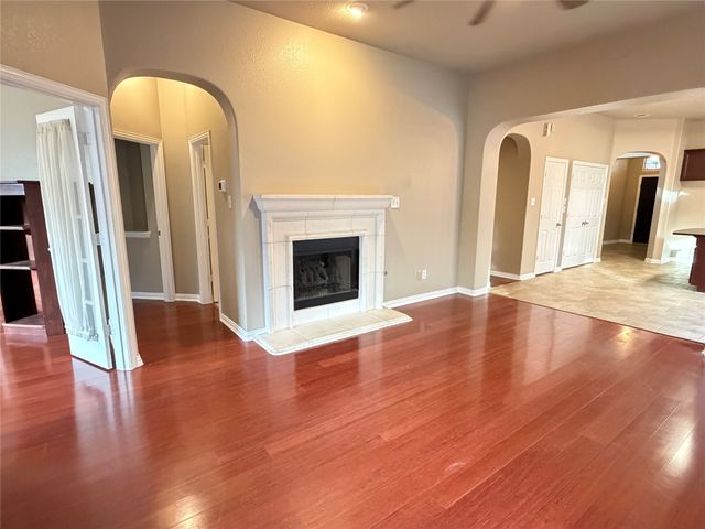 10329 Stoneside Trail, Fort Worth, TX 76244