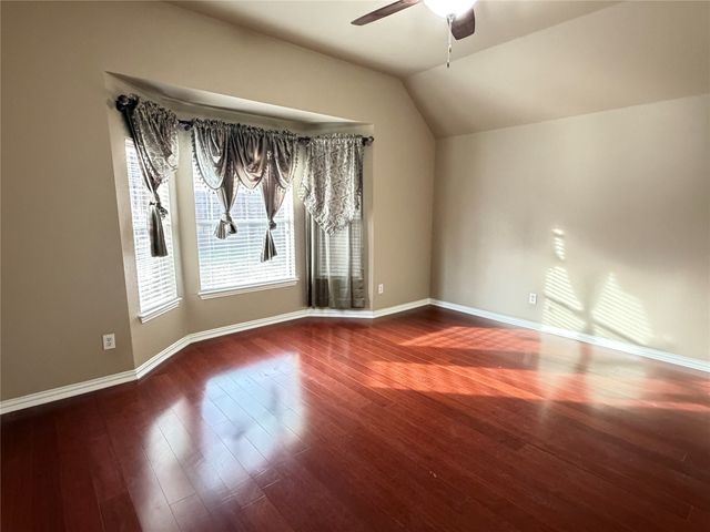 10329 Stoneside Trail, Fort Worth, TX 76244