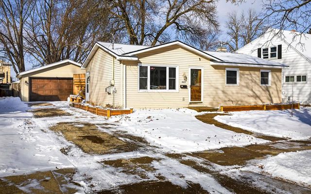1623 S JEFFERSON STREET, Appleton, WI 54915
