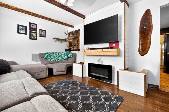 1623 S JEFFERSON STREET, Appleton, WI 54915