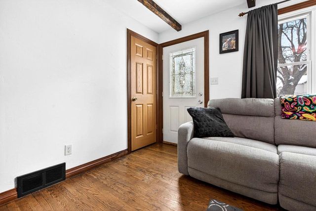 1623 S JEFFERSON STREET, Appleton, WI 54915