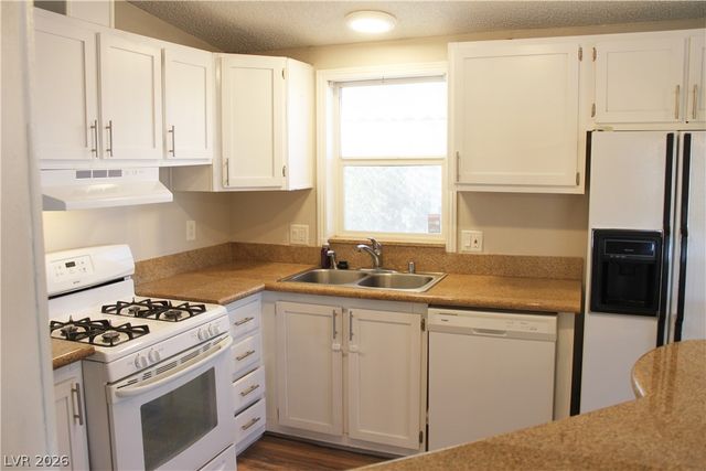 2228 Castleberry Lane, Las Vegas, NV 89156