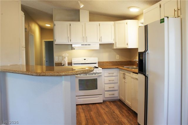 2228 Castleberry Lane, Las Vegas, NV 89156