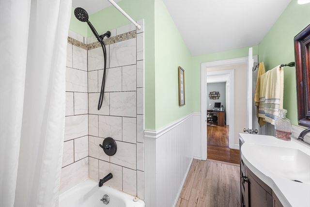 9 Hart Street, Wakefield, MA 01880