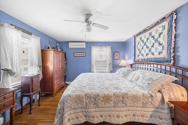 9 Hart Street, Wakefield, MA 01880