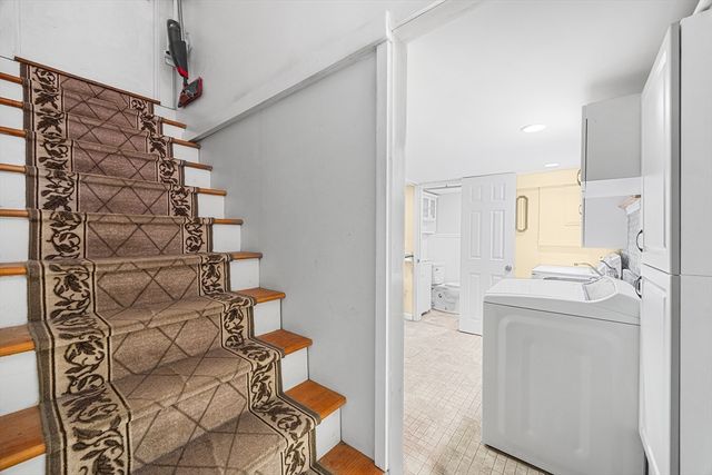 9 Hart Street, Wakefield, MA 01880