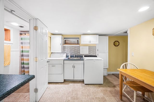 9 Hart Street, Wakefield, MA 01880