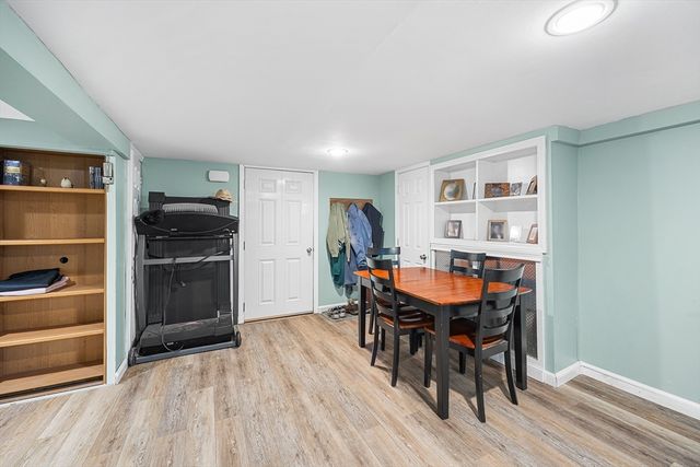 9 Hart Street, Wakefield, MA 01880