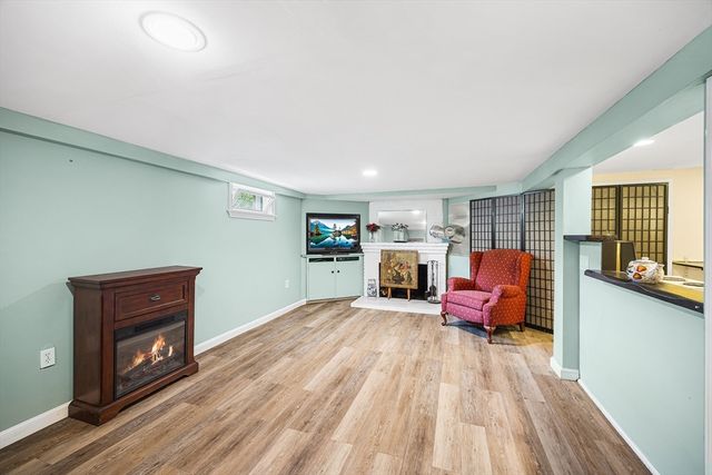 9 Hart Street, Wakefield, MA 01880