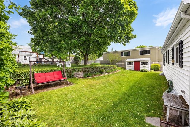 9 Hart Street, Wakefield, MA 01880