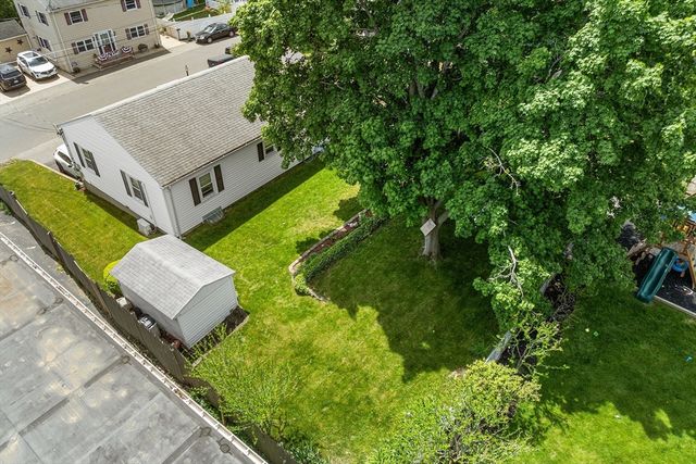 9 Hart Street, Wakefield, MA 01880