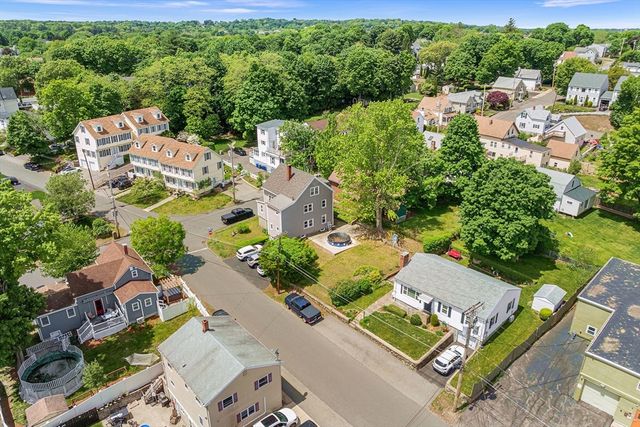 9 Hart Street, Wakefield, MA 01880
