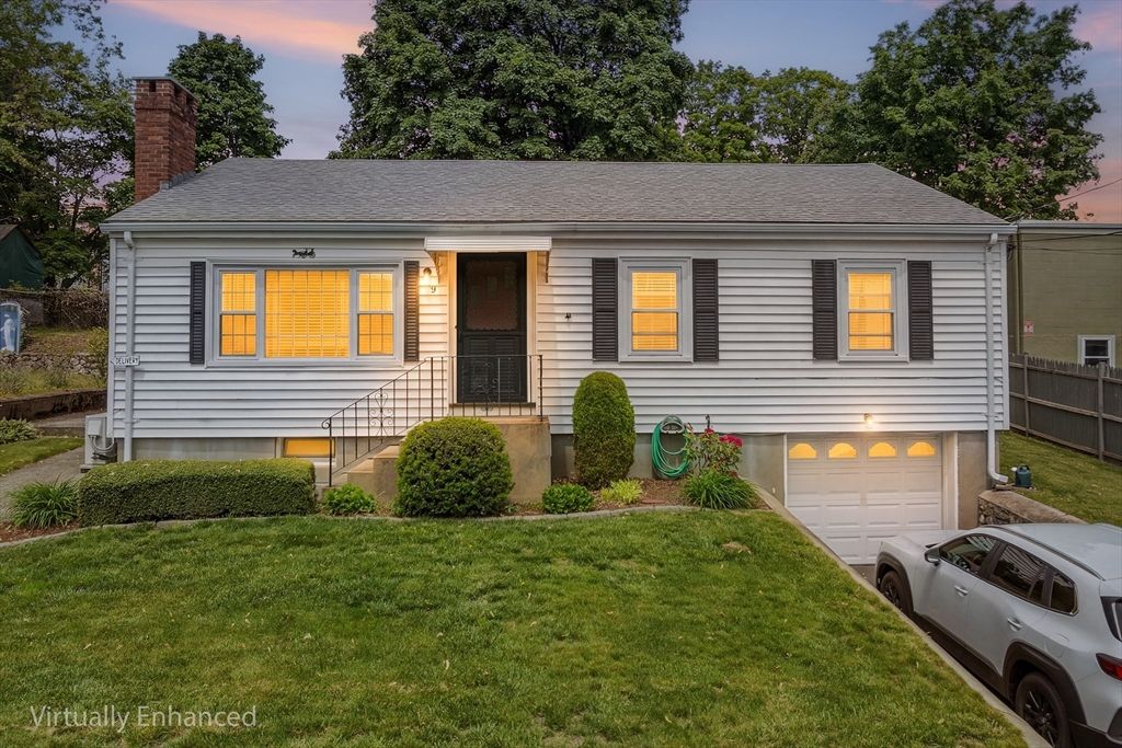 9 Hart Street, Wakefield, MA 01880