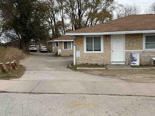 2075 IMPERIAL LANE, Green Bay, WI 54302