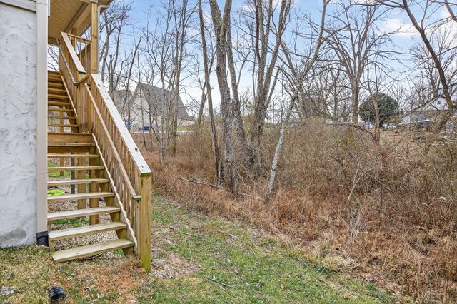 167 Sky View Meadow Dr, Crossville, TN 38555