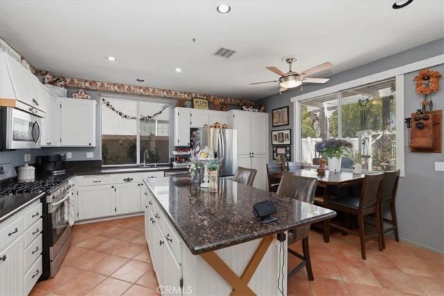13250 Mountain View Court, Corona, CA 92883