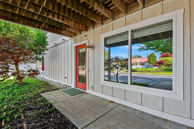 320 S Blue Star Highway 1, Douglas, MI 49406