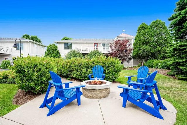 320 S Blue Star Highway 1, Douglas, MI 49406