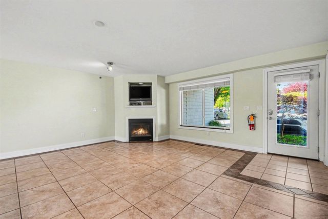320 S Blue Star Highway 1, Douglas, MI 49406