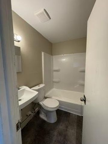 2447 11th Avenue S, Minneapolis, MN 55404
