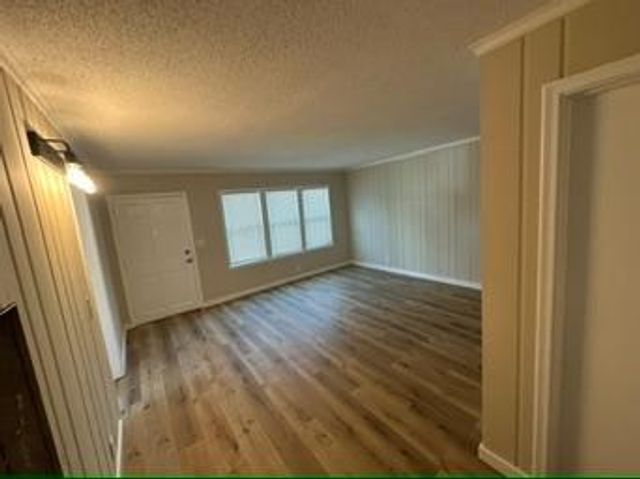 2447 11th Avenue S, Minneapolis, MN 55404