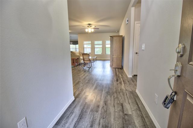 188 Courageous Side Way, Magnolia, TX 77354