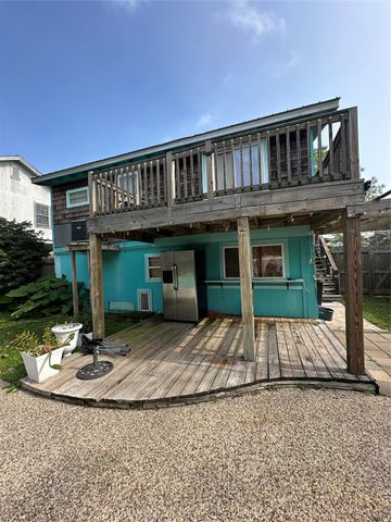 354 2nd Street, San Leon, TX 77539