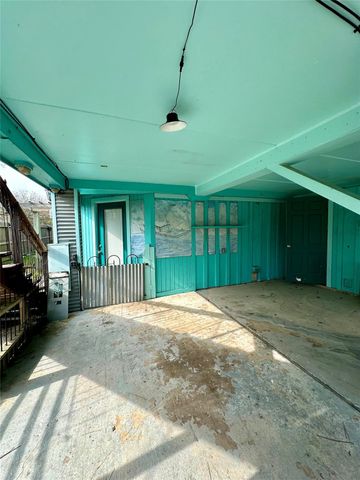 354 2nd Street, San Leon, TX 77539