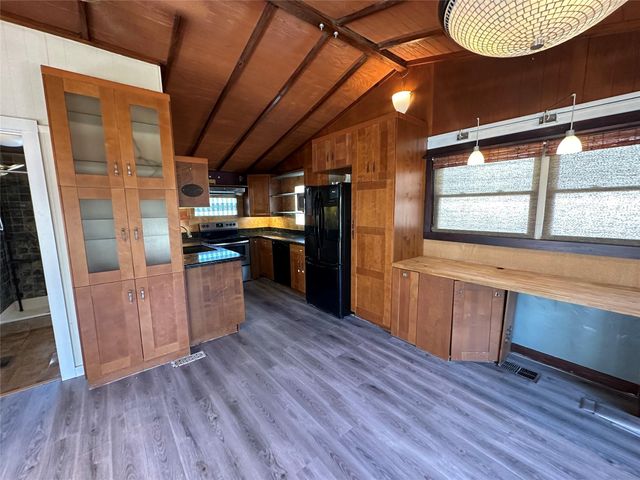 354 2nd Street, San Leon, TX 77539