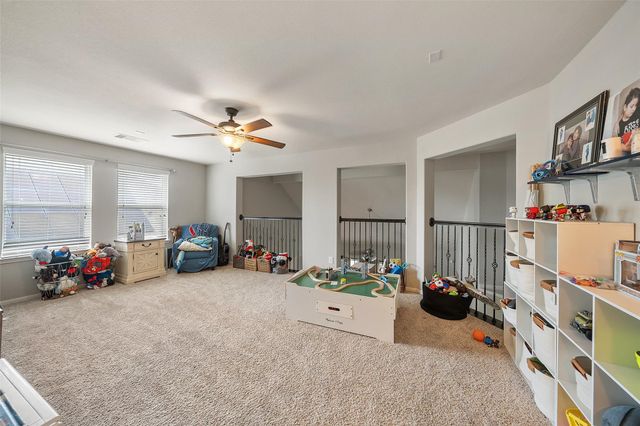 4002 Longwood Drive, Mont Belvieu, TX 77523