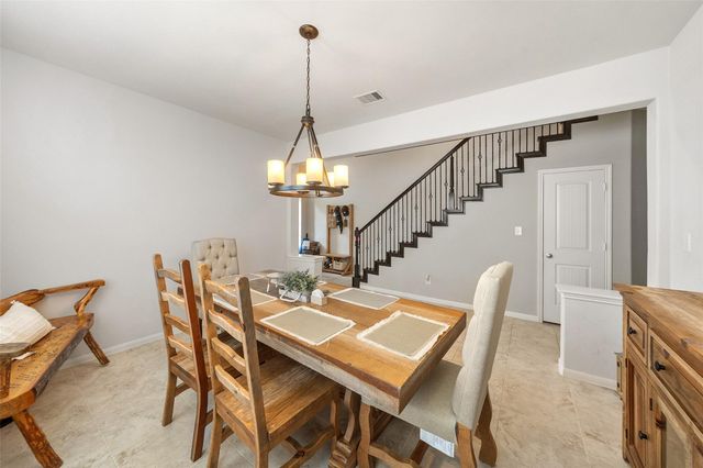 4002 Longwood Drive, Mont Belvieu, TX 77523