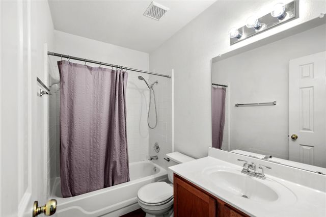 1005 Haleys Way DR, Buda, TX 78610