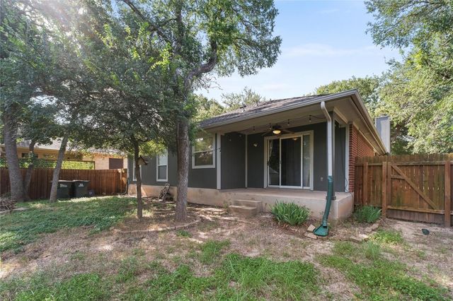 1005 Haleys Way DR, Buda, TX 78610