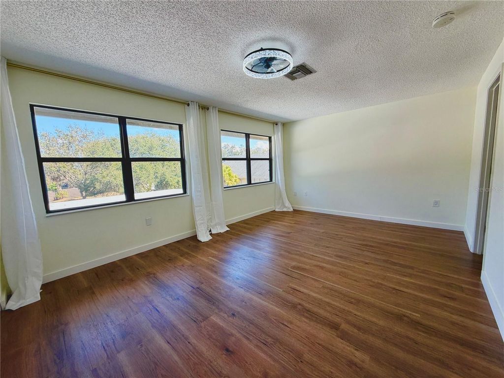 Image 24 of property listing at 994 N BENEVA ROAD T2, Sarasota, FL 34232