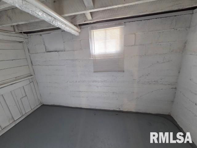 704 S 24TH Street, Mt Vernon, IL 62864