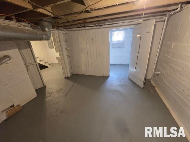 704 S 24TH Street, Mt Vernon, IL 62864