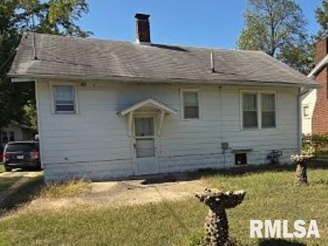 704 S 24TH Street, Mt Vernon, IL 62864