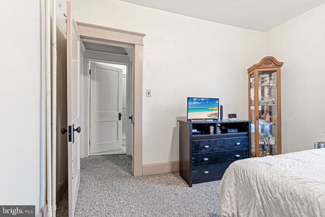 6909 NORTH POINT RD, Sparrows Point, MD 21219