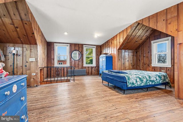 6909 NORTH POINT RD, Sparrows Point, MD 21219