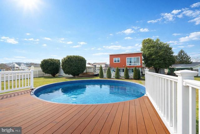 6909 NORTH POINT RD, Sparrows Point, MD 21219