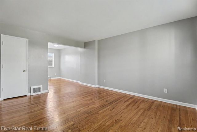 3370 Coolidge Highway, Royal Oak, MI 48073