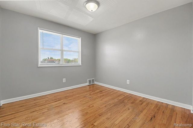 3370 Coolidge Highway, Royal Oak, MI 48073