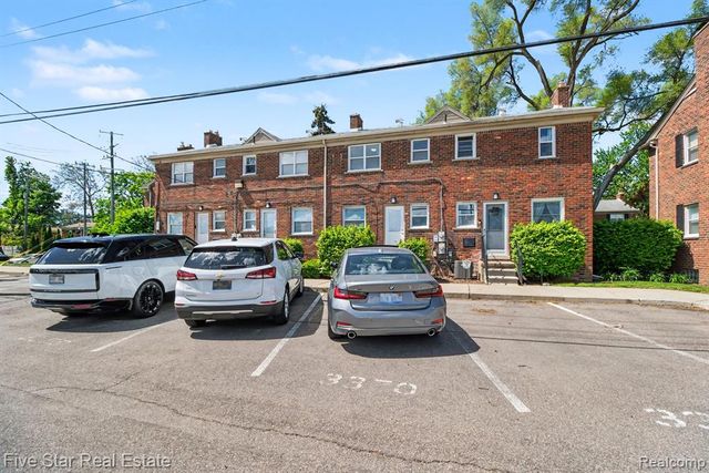 3370 Coolidge Highway, Royal Oak, MI 48073