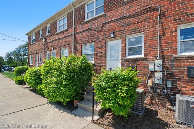 3370 Coolidge Highway, Royal Oak, MI 48073