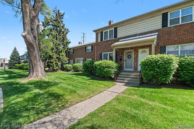 3370 Coolidge Highway, Royal Oak, MI 48073