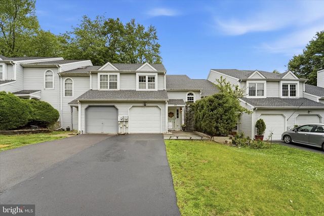405 WHITTIER DR, Feasterville Trevose, PA 19053