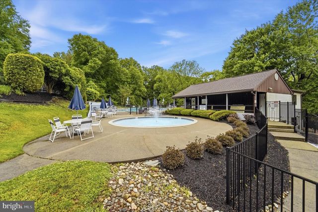 405 WHITTIER DR, Feasterville Trevose, PA 19053