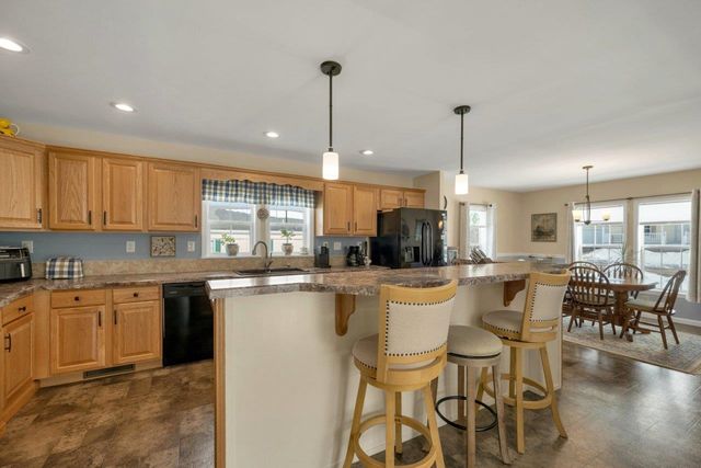 10 Eagle Nest Drive, Franklin, NH 03235